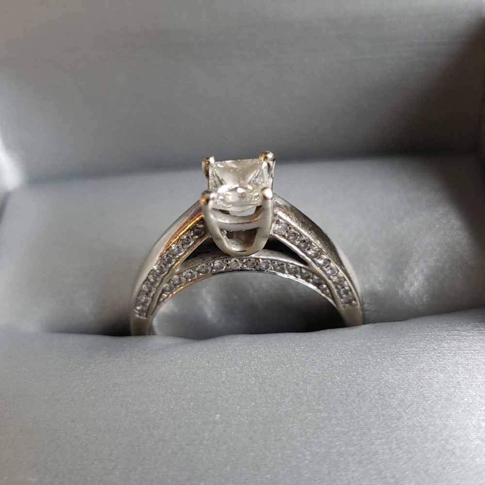 Diamond ring - Picture 5 of 5